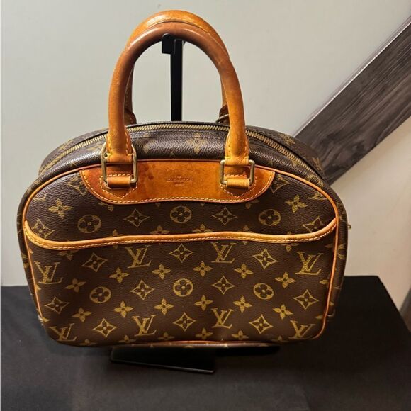 Vintage Louis Vuitton Trouville Monogram Handbag! - Picture 3 of 11